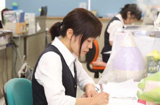 細田工業 事務