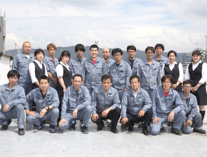 細田工業 社員集合写真